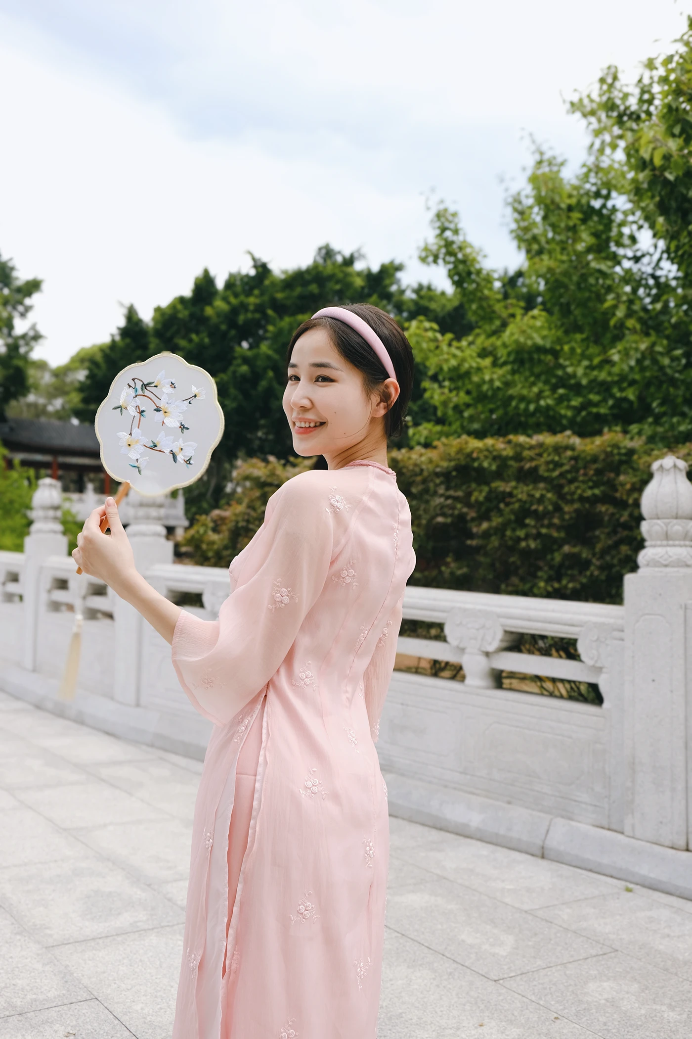 Mini Lookbook — Ao Dai Tet image 7